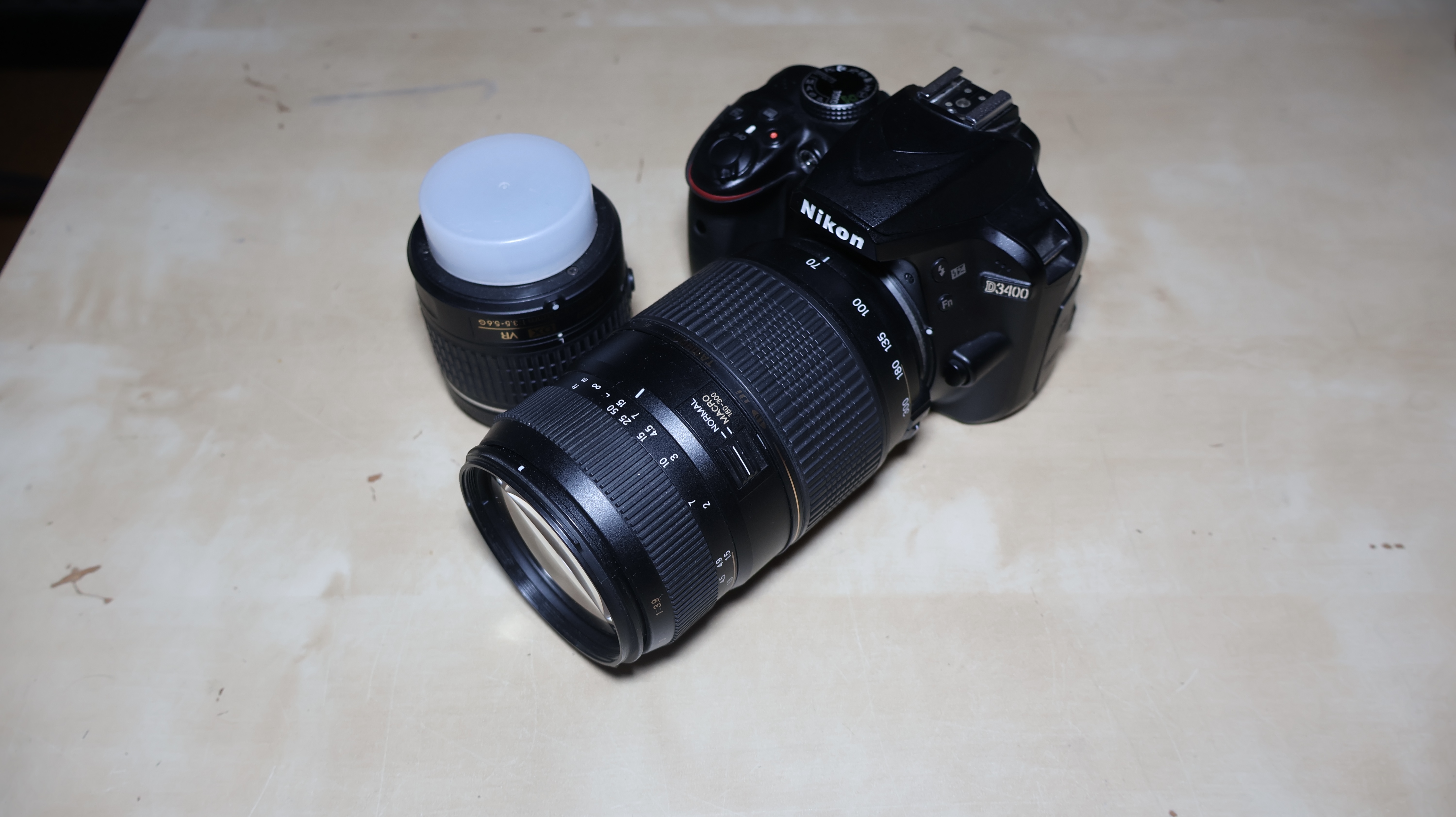 Nikon D3400 + Tamron 70-300mm zu verkaufen